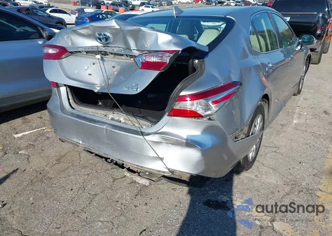 2020 Toyota Camry Le Hybrid из США, поврежденный, VIN 4T1C31AKXLU518880